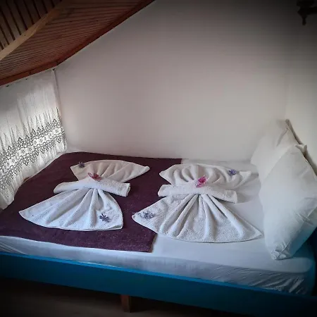 Antonios فندق مبيت وإفطار