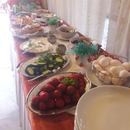 فندق مبيت وإفطار Antonios