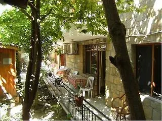 Antonios 2*
