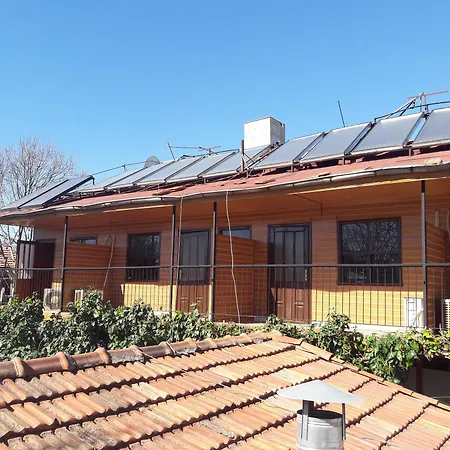 فندق مبيت وإفطار Antonios