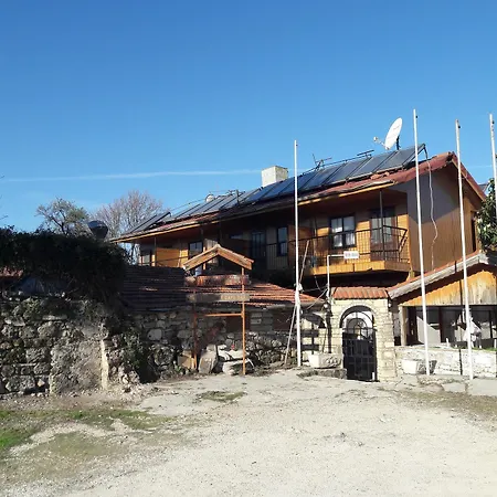 فندق مبيت وإفطار Antonios