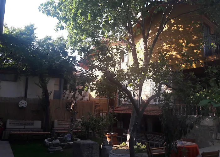 Antonios Bed & Breakfast