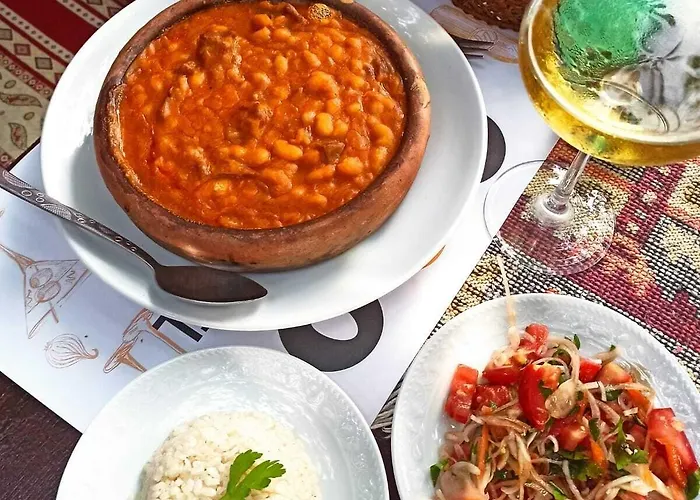 Alojamento de Acomodação e Pequeno-almoço Antonios 2*