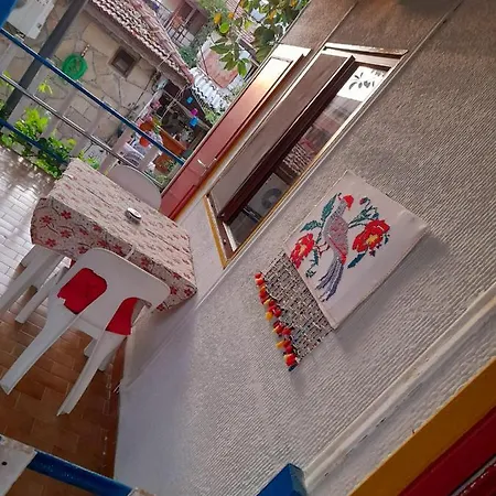 Oda ve Kahvaltı Antonios Side