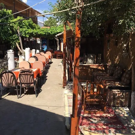 Antonios Bed and breakfast 2*