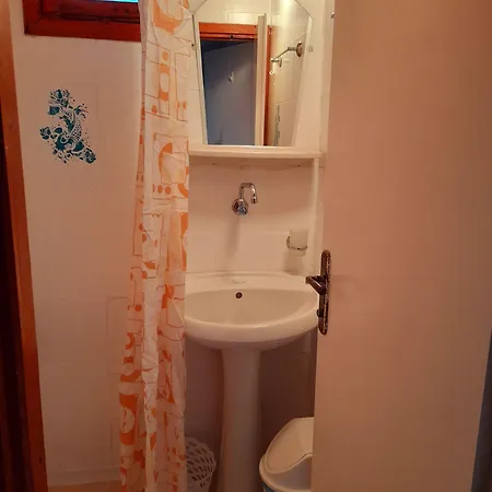 Antonios 2* סייד