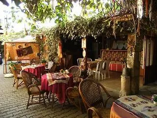 Antonios 2* סייד