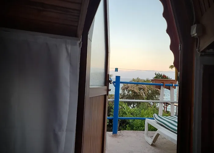 Antonios Couette-café 2*