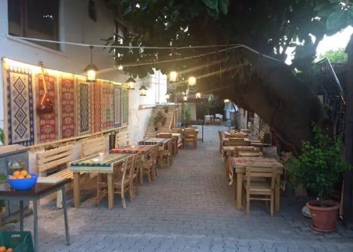 Antonios Couette-café Sidé