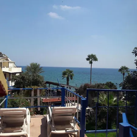 Couette-café Antonios 2*