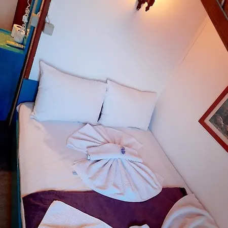 Couette-café Antonios Sidé